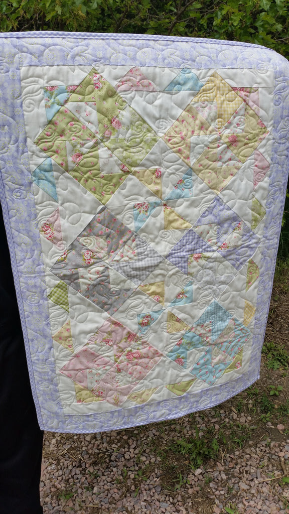 Pinwheel Charms Table Runner Kit now available!