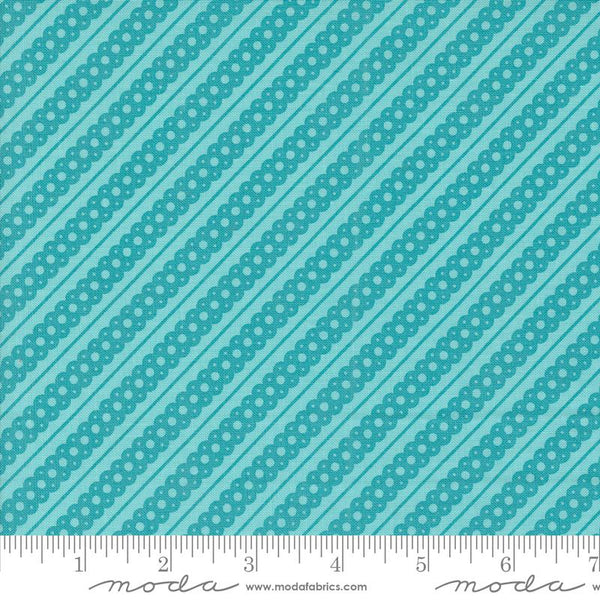"Kitty Christmas"-Icicle Stripes by Urban Chiks for Moda