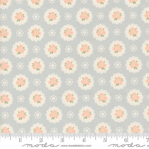 "Handmade Sweetness" Sky by My Sew Quilty Life for Moda