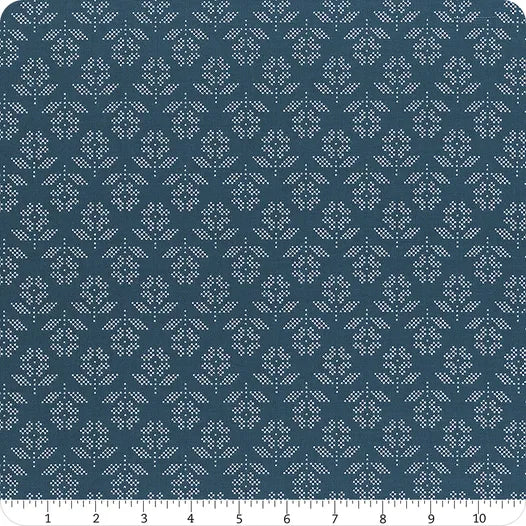 "Denim & Daisy" Flowers Oxford Blue By Lori Holt For Riley Blake
