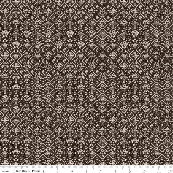 "Calico"-Wallpaper Raisin by Lori Holt of Bee in My Bonnet for Riley Blake