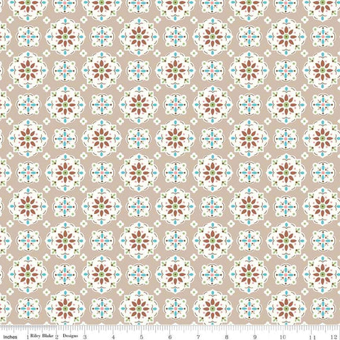 "Granny Chic"- Wallpaper Brown by Lori Holt of Bee in My Bonnet for Riley Blake